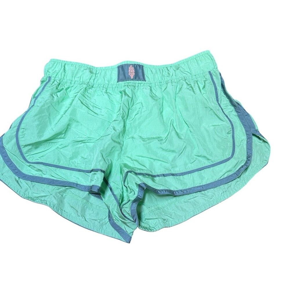 Free People FP Movement Shorts Women’s Size Small Green Nylon Pull On Athletic
